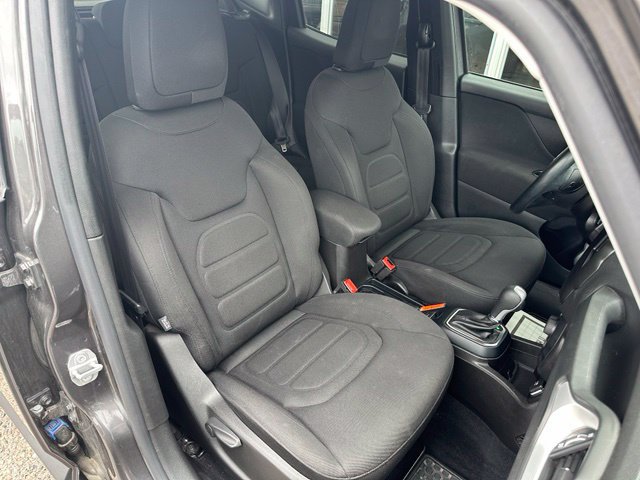 Used 2021 Jeep Renegade Latitude w/ Convenience Group AWD/4WD image 11