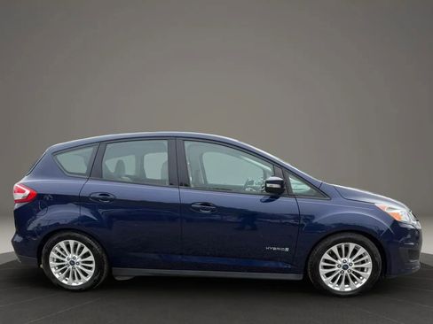Used 2017 Ford C-MAX SE FWD image 4