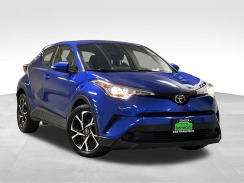 Certified 2018 Toyota C-HR XLE image 7