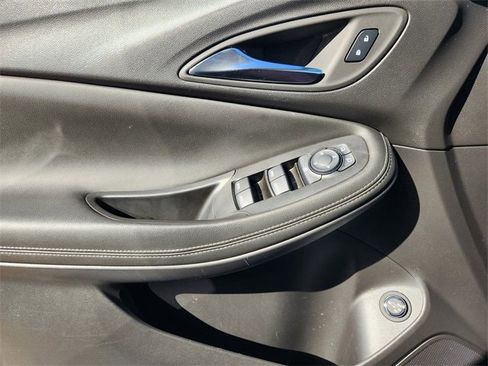 Used 2024 Buick Encore GX Sport Touring w/ Experience Buick Package image 23