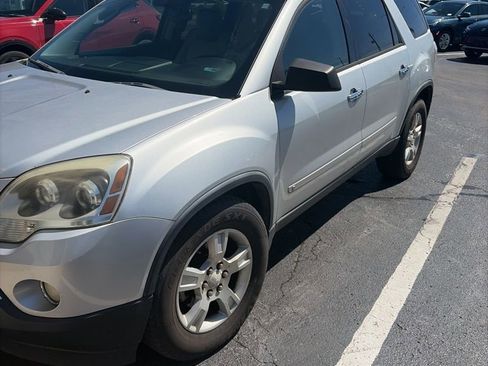 Used 2009 GMC Acadia SLE w/ Preferred Package image 3