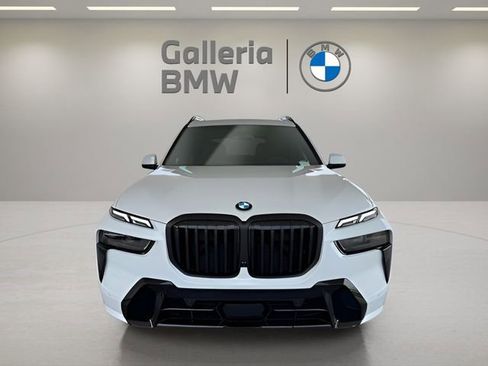 Used 2026 BMW X7 xDrive40i w/ M Sport Package image 6