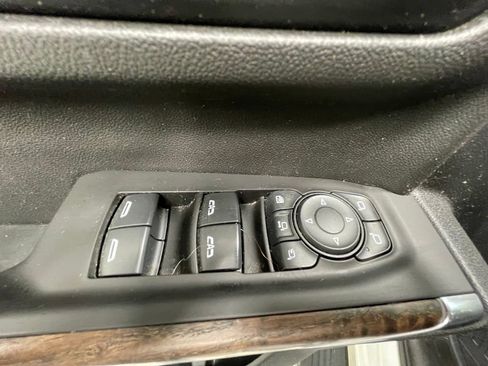 Used 2021 GMC Sierra 2500 Denali w/ Denali Ultimate Package AWD/4WD image 18