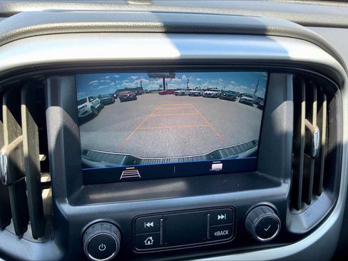 Used 2022 Chevrolet Colorado LT w/ LT Convenience Package AWD/4WD image 27