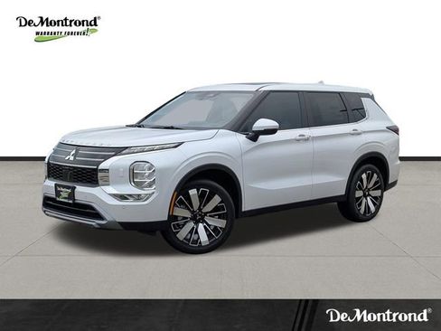 New 2025 Mitsubishi Outlander SE AWD/4WD image 1