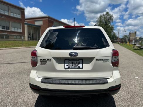 Used 2014 Subaru Forester 2.5i Premium w/ Popular Package #2 AWD/4WD image 9