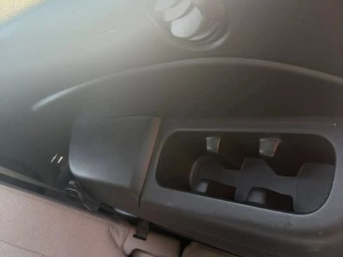Used 2021 Honda Pilot LX image 38