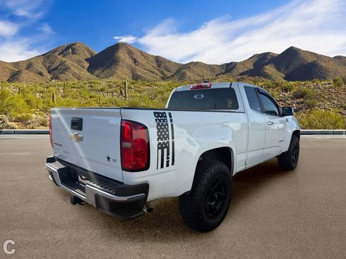Used 2015 Chevrolet Colorado LT w/ Luxury Package RWD image 4