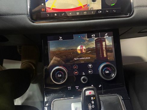 Used 2020 Land Rover Range Rover Evoque R-Dynamic SE image 10