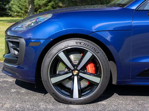 Used 2024 Porsche Macan GTS AWD/4WD image 64