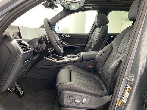 New 2026 BMW X5 xDrive50e w/ M Sport Package AWD/4WD image 5