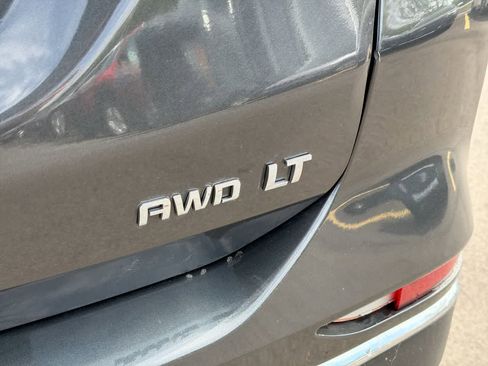 Used 2018 Chevrolet Equinox LT AWD/4WD image 18