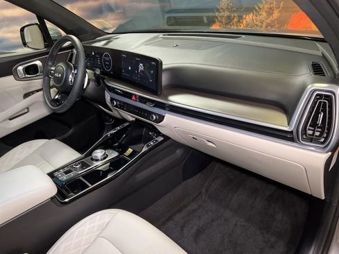 Used 2025 Kia Sorento SX Prestige image 68