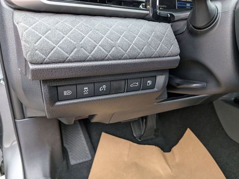 New 2026 Toyota Camry XLE AWD/4WD image 17