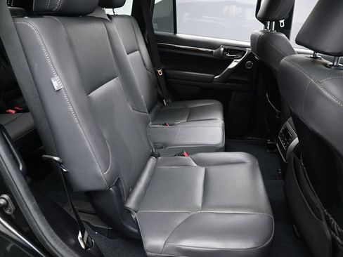 Used 2022 Lexus GX 460 Premium image 34