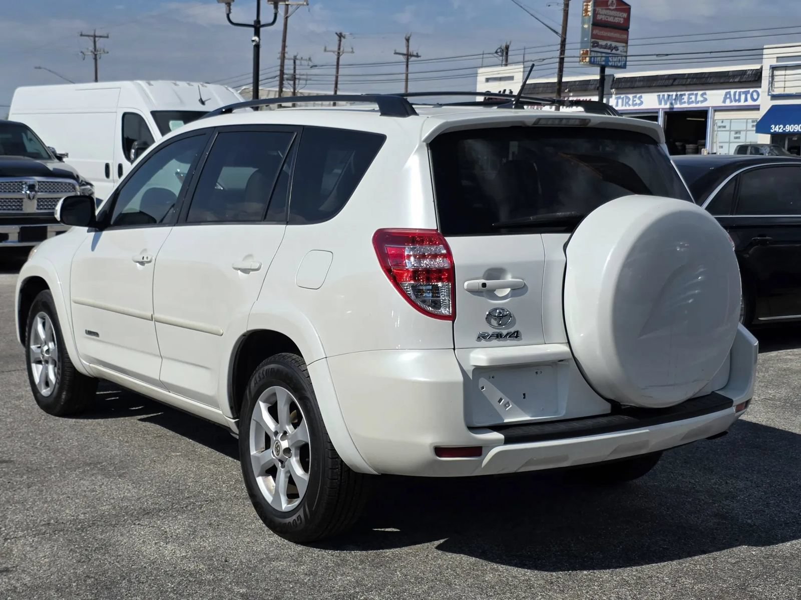 Used 2012 Toyota RAV4 Limited w/ Premium Plus Value Pkg FWD image 4
