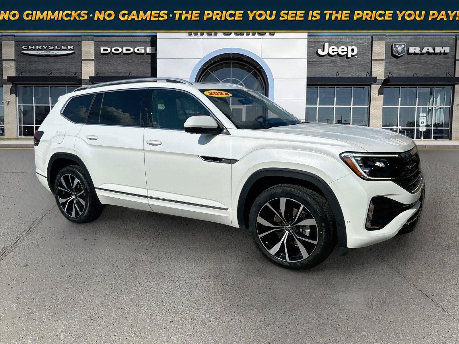 Used 2024 Volkswagen Atlas SEL Premium R-Line AWD/4WD image 1