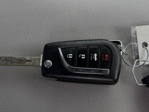 Used 2023 Toyota Camry LE image 34