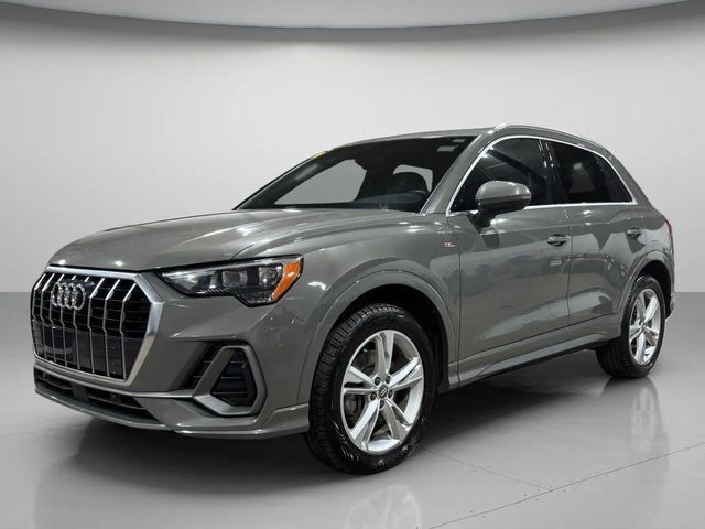 Used 2020 Audi Q3 2.0T Premium w/ Convenience Package AWD/4WD image 8