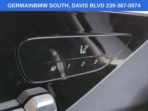 Used 2025 Mercedes-Benz GLC 300 image 24
