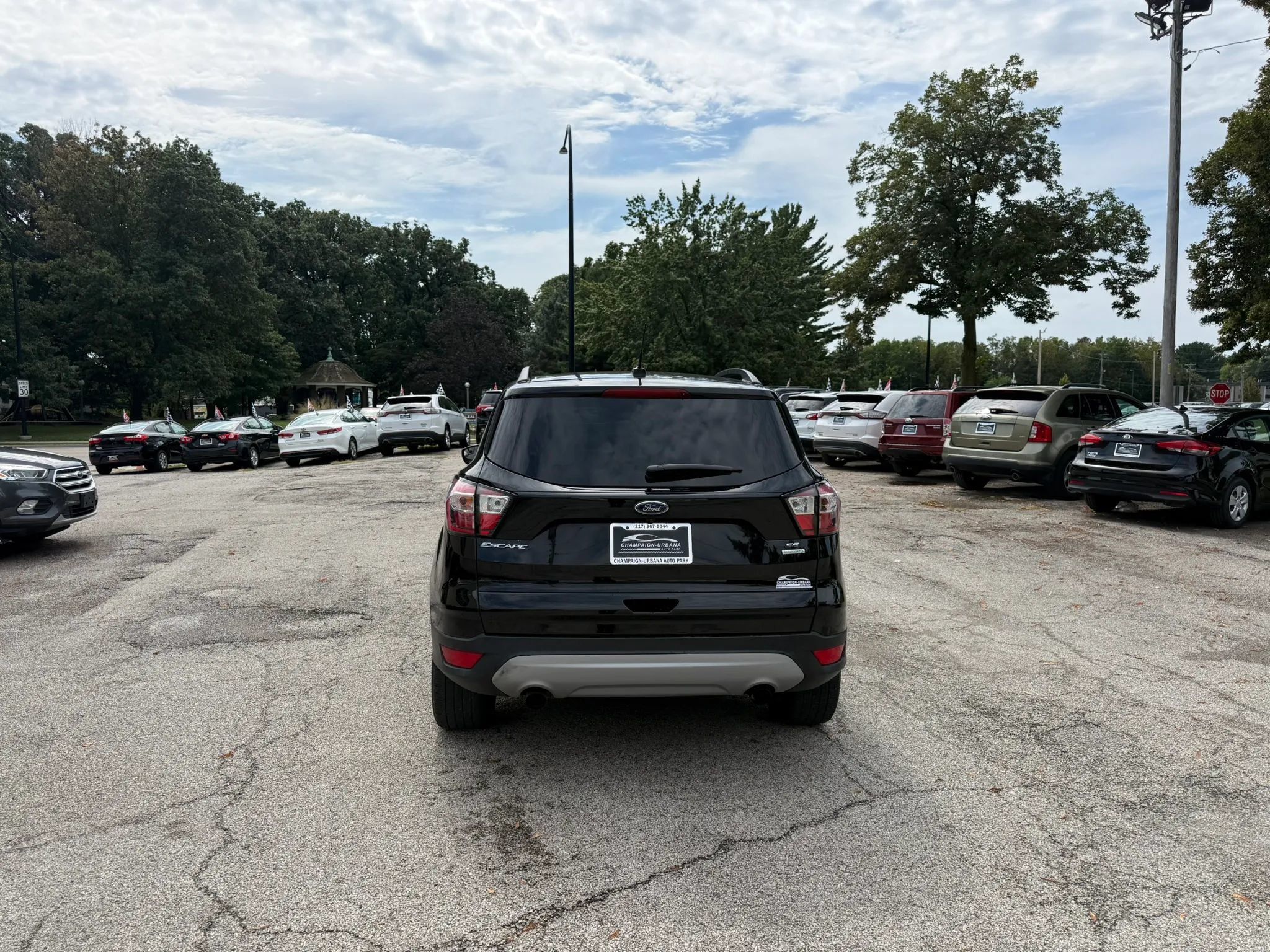 Used 2018 Ford Escape SE FWD image 6