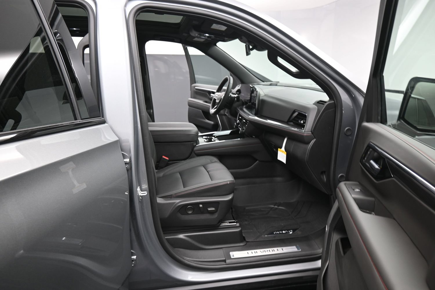 New 2026 Chevrolet Tahoe RST w/ RST Capability Package AWD/4WD image 28