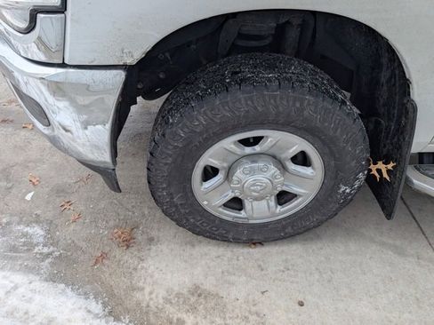 Used 2020 RAM 2500 Tradesman w/ Towing Technology Group image 8