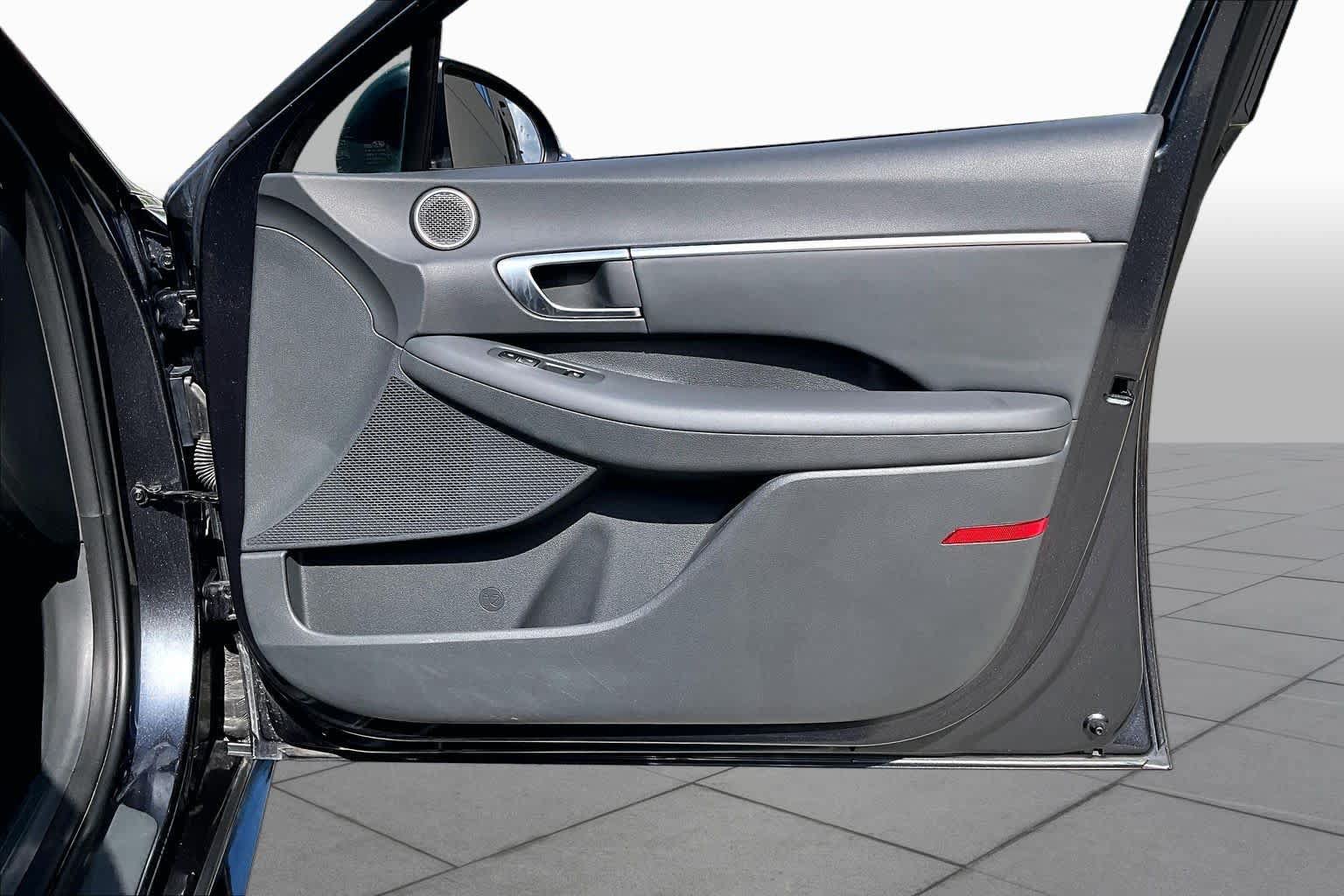 Used 2020 Hyundai Sonata SEL w/ Cargo Package FWD image 21
