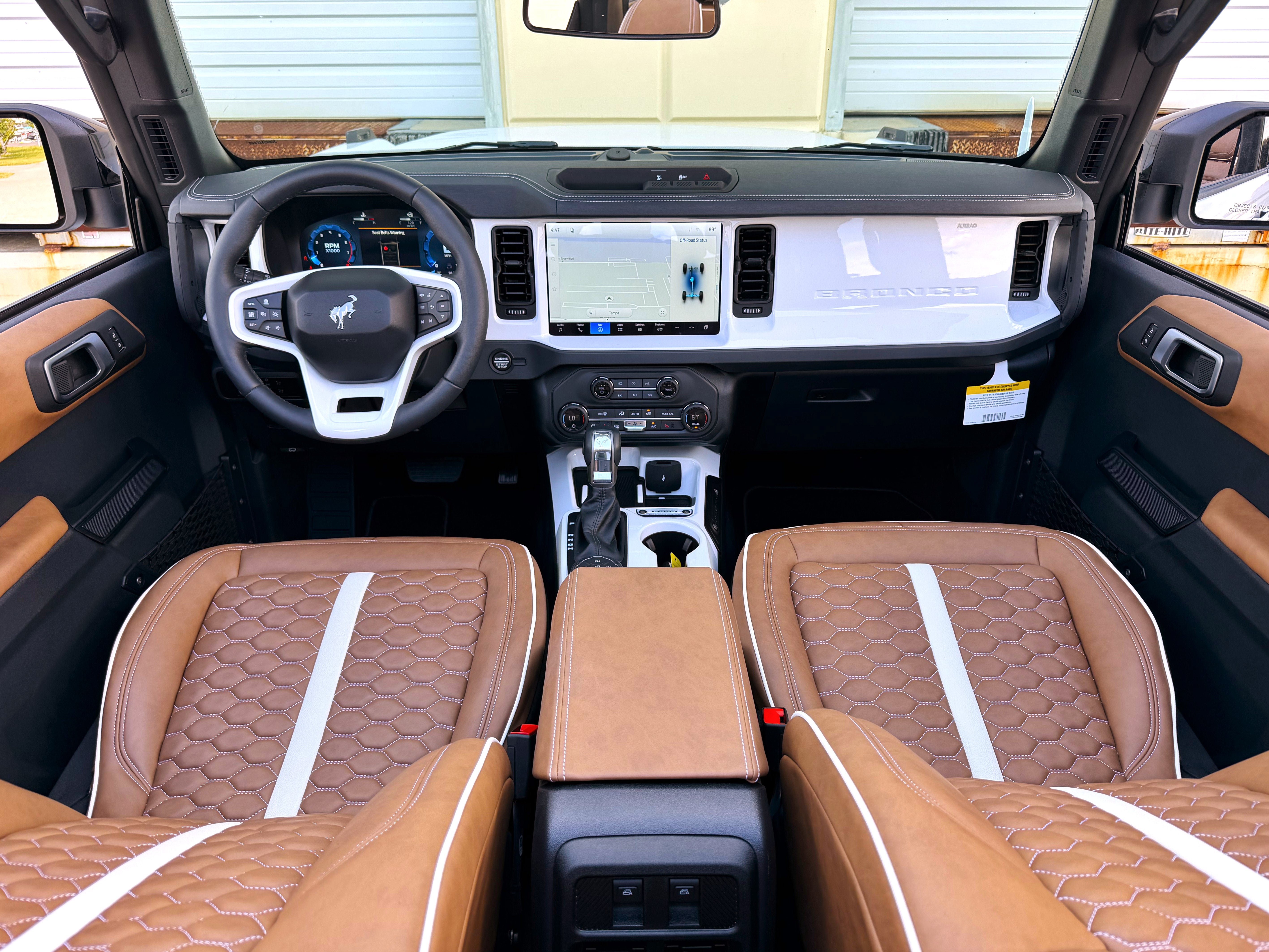 Used 2026 Ford Bronco Outer Banks AWD/4WD image 27