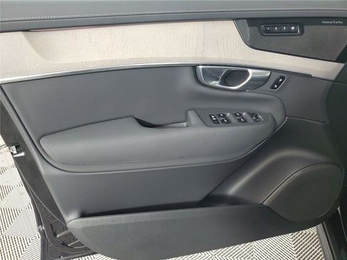 Certified 2026 Volvo XC90 B6 Ultra AWD/4WD image 16
