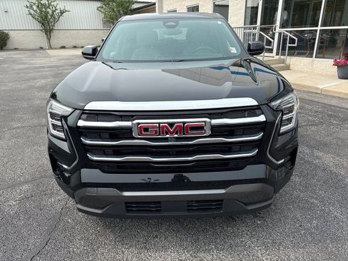 Used 2025 GMC Terrain Elevation AWD/4WD image 8