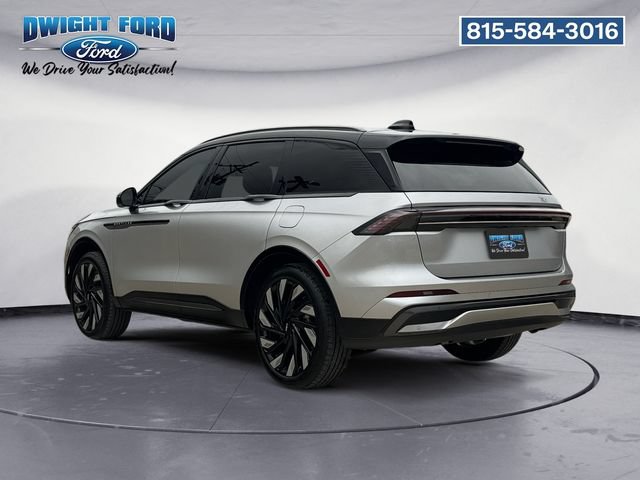Used 2025 Lincoln Nautilus Reserve w/ Jet Appearance Package AWD/4WD image 3