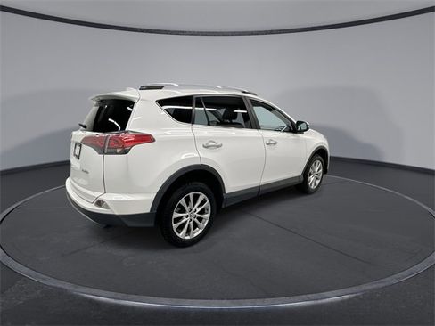 Used 2018 Toyota RAV4 Limited image 8