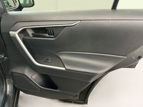 Used 2024 Toyota RAV4 LE image 31