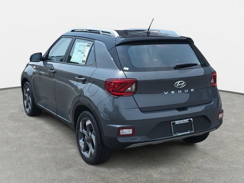 New 2026 Hyundai Venue SEL FWD image 7