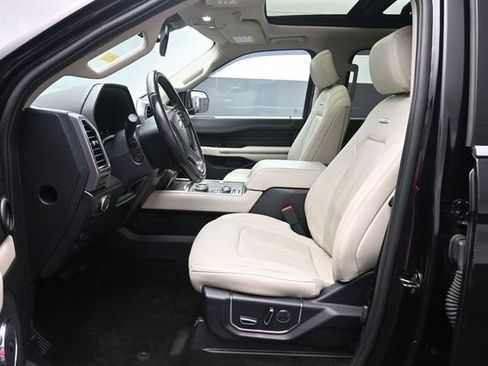 Used 2020 Ford Expedition Platinum AWD/4WD image 10