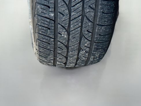 Used 2022 Toyota Prius L Eco image 40