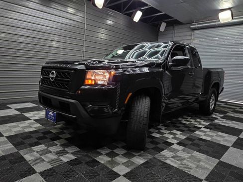 Used 2023 Nissan Frontier S AWD/4WD image 39