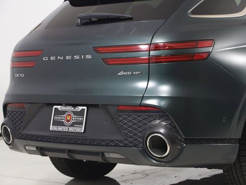 Used 2022 Genesis GV70 3.5T Sport w/ Sport Advanced Package AWD/4WD image 50