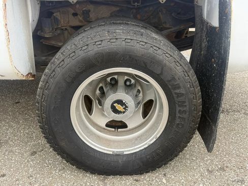 Used 2015 Chevrolet Silverado 3500 High Country AWD/4WD image 27