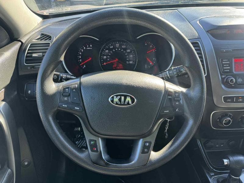 Used 2014 Kia Sorento LX AWD/4WD image 19