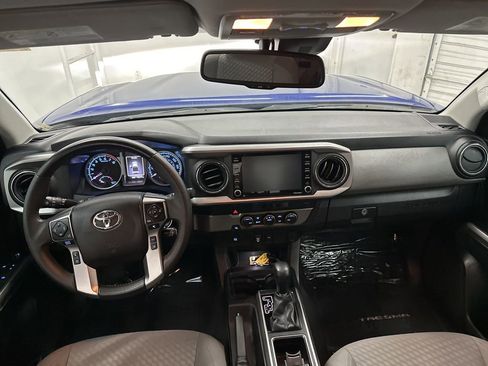 Used 2022 Toyota Tacoma SR5 image 21