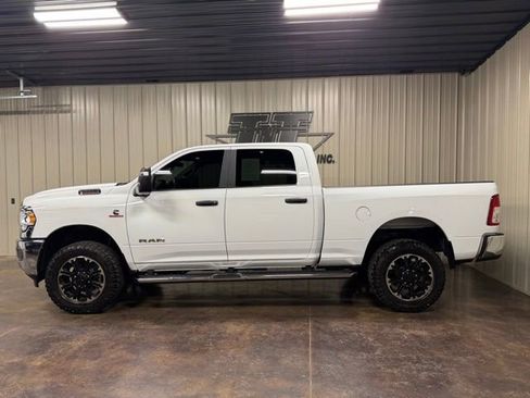 Used 2023 RAM 2500 Big Horn w/ Protection Group AWD/4WD image 3