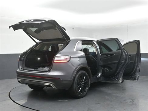 Certified 2023 Lincoln Nautilus Reserve w/ Monochromatic Package image 53