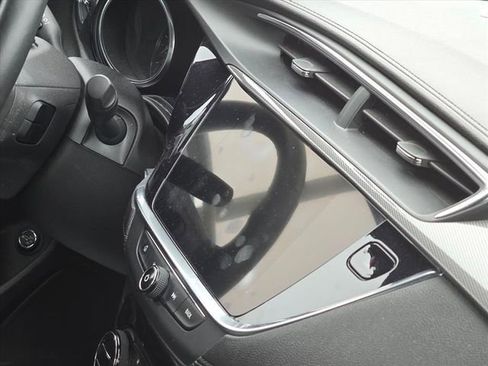 Used 2022 Buick Encore GX Essence w/ Advanced Technology Package image 29