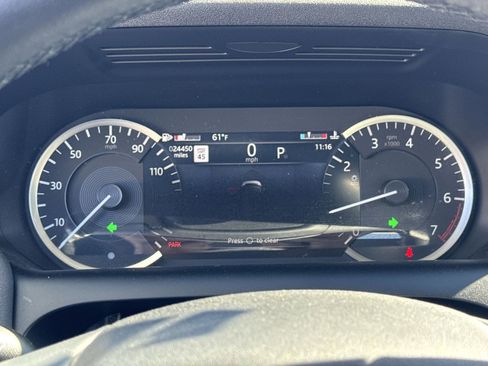 Used 2023 Land Rover Discovery Sport SE image 20