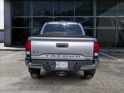 Used 2022 Toyota Tacoma SR5 image 6