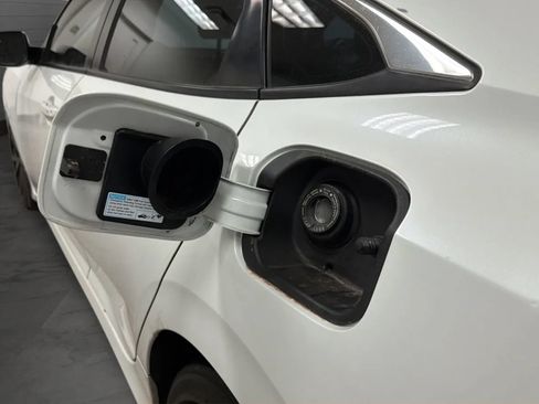 Used 2020 Honda Civic Sport image 25