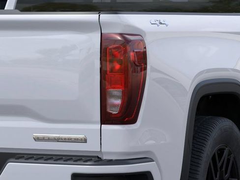 New 2026 GMC Sierra 1500 Elevation AWD/4WD image 11