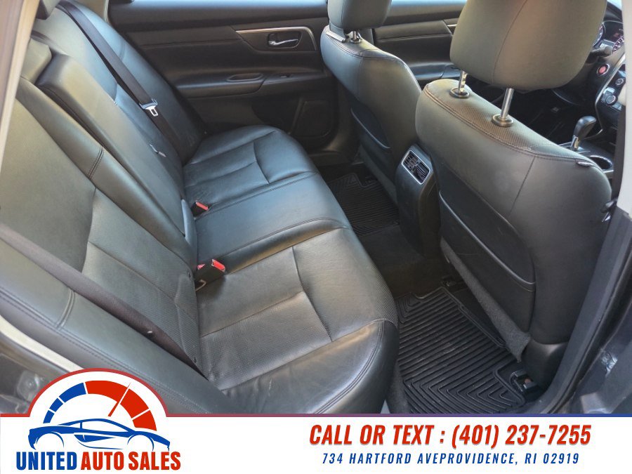 Used 2013 Nissan Altima 2.5 SL FWD image 11